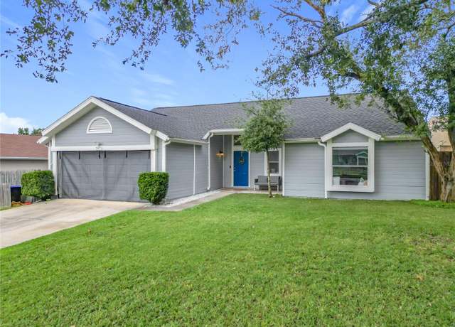 Property at 7471 Crooked Lake Cir, Orlando, FL 32818, 3 beds, 2 baths