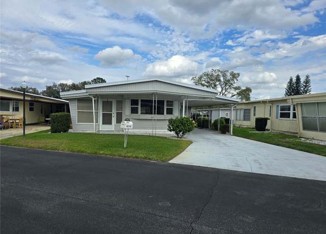 Property at 118 Paradise Ln, Auburndale, FL 33823, 2 beds, 1.5 baths