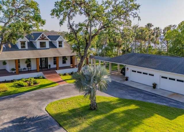 Property at 8013 Linesider Dr, Riverview, FL 33578, 5 beds, 3.5 baths