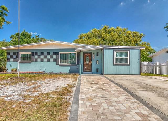 Property at 3045 Stratford Dr, Largo, FL 33771, 3 beds, 2 baths