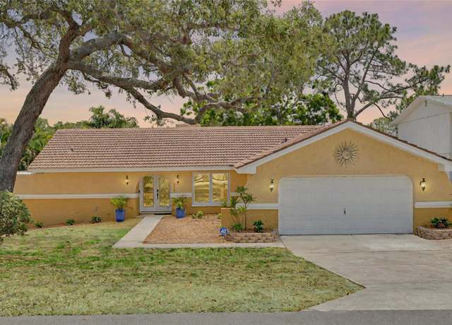 Property at 315 Ridge Rd, Palm Harbor, FL 34683, 3 beds, 2 baths