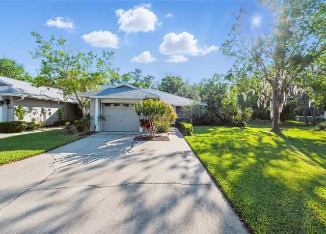 Property at 10 Lake Forest Cir N, Palm Coast, FL 32137, 3 beds, 2 baths