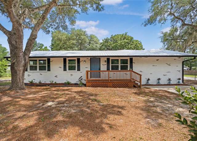 Property at 362 SE 72nd St, Starke, FL 32091, 4 beds, 2 baths
