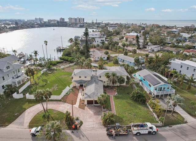 Property at 15825 Redington Dr, Redington Beach, FL 33708, 4 beds, 4 baths