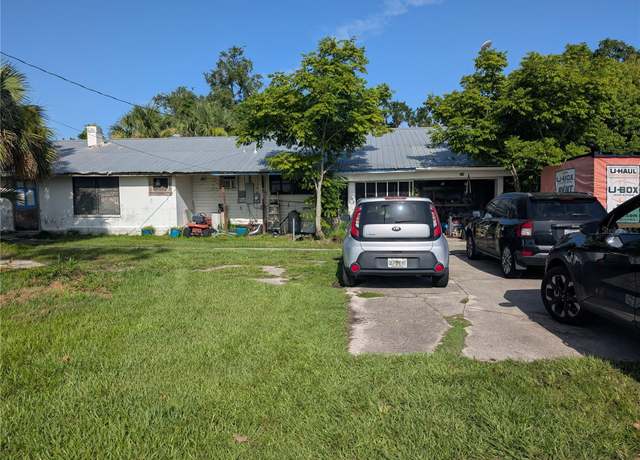 Property at 318 S Magnolia Ave, Frostproof, FL 33843, 4 beds, 2 baths