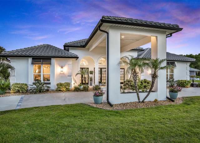 Property at 33 Crystal Bay Ct, Palm Coast, FL 32137, 3 beds, 2.5 baths