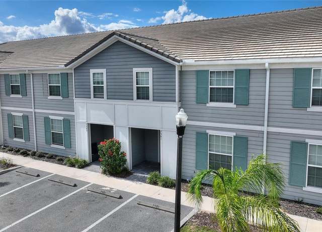 Property at 7581 Oak Spring Ln, Davenport, FL 33837, 5 beds, 4.5 baths