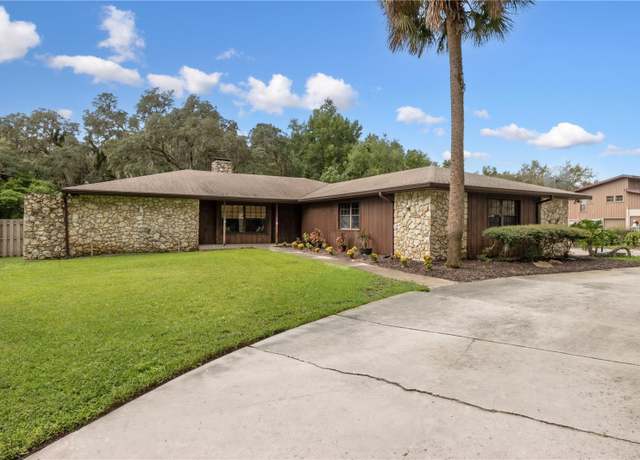 Property at 1226 Foxtree Trl, Apopka, FL 32712, 3 beds, 2 baths