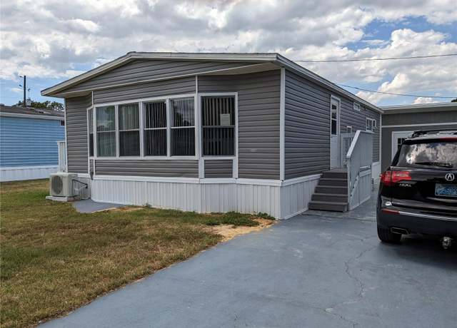 Property at 37743 Markland Ave, Zephyrhills, FL 33542, 2 beds, 2 baths