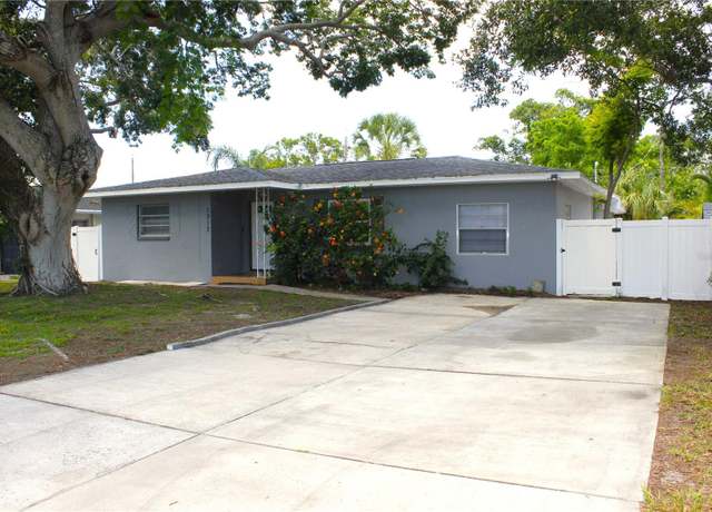 Property at 1317 S Betty Ln, Clearwater, FL 33756, 5 beds, 3 baths