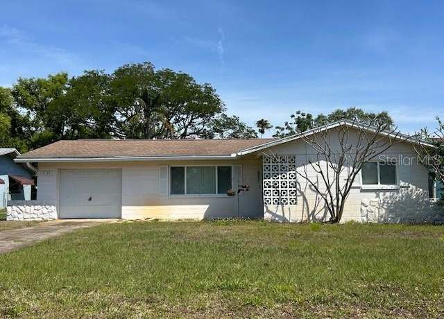Property at 11133 100th Ave, Seminole, FL 33772, 2 beds, 1 bath