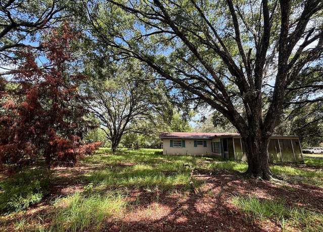 Property at 15899 NE 132nd Ct, Fort Mc Coy, FL 32134, 2 beds, 2 baths
