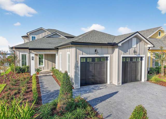 Property at 576 Casey Loop, Mount Dora, FL 32757, 4 beds, 4.5 baths