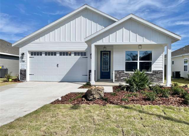 Property at 1021 SW 67th Way, Gainesville, FL 32607, 3 beds, 2 baths