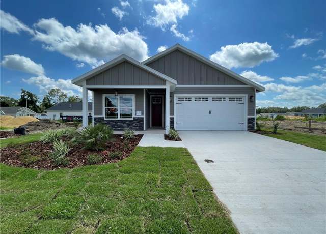 Property at 1021 SW 67th Way, Gainesville, FL 32607, 3 beds, 2 baths