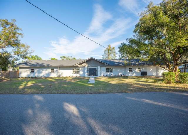 Property at 410 N Tecumseh Ave, Fort Meade, FL 33841, 3 beds, 2.5 baths
