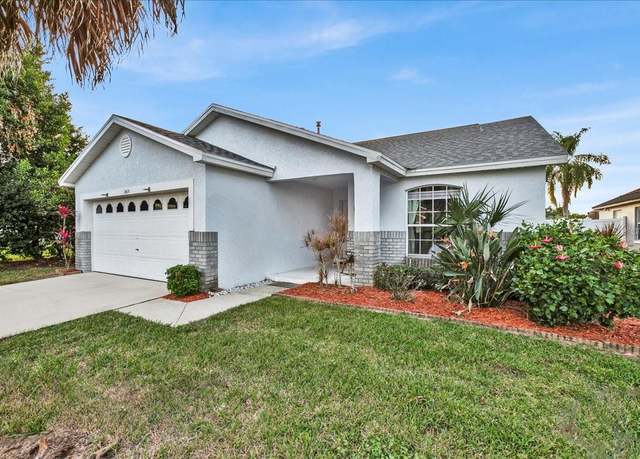 Property at 2610 Autumn Creek Cir, Kissimmee, FL 34747, 4 beds, 2 baths