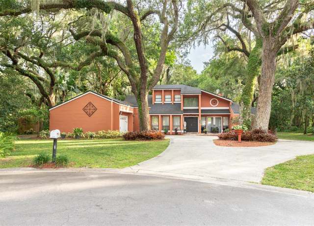 Property at 1899 King Edward Dr, Kissimmee, FL 34744, 3 beds, 2 baths