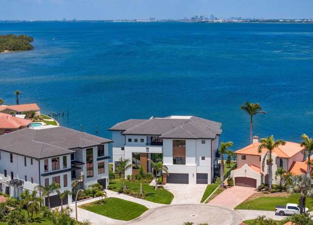 Property at 2087 Michigan Ave NE, St Petersburg, FL 33703, 5 beds, 5.5 baths