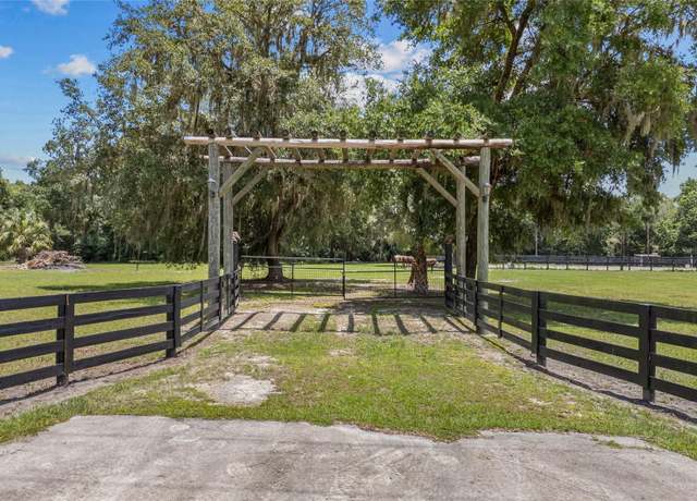 Property at 20797 N Hwy 329, Micanopy, FL 32667