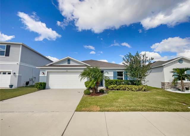 Property at 263 Sunfish Dr, Winter Haven, FL 33881, 4 beds, 2 baths