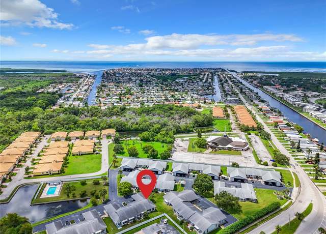 Property at 4844 Booth Bay Dr, New Port Richey, FL 34652, 2 beds, 2 baths