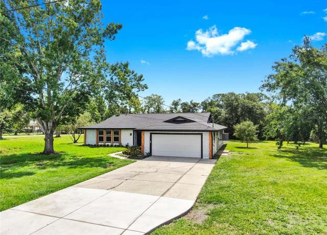 Property at 9903 Saddle Rd, Tampa, FL 33626, 4 beds, 3 baths