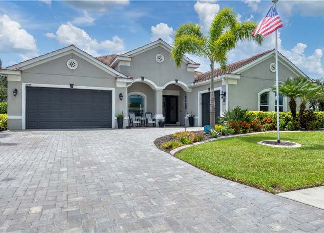 Property at 16038 39th Gln E, Parrish, FL 34219, 5 beds, 4 baths