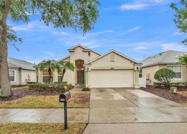 Property at 506 Henley Cir, Davenport, FL 33896, 4 beds, 3 baths