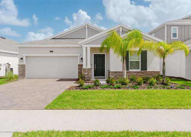 Property at 2862 Armstrong Ave, Clermont, FL 34714, 4 beds, 3 baths