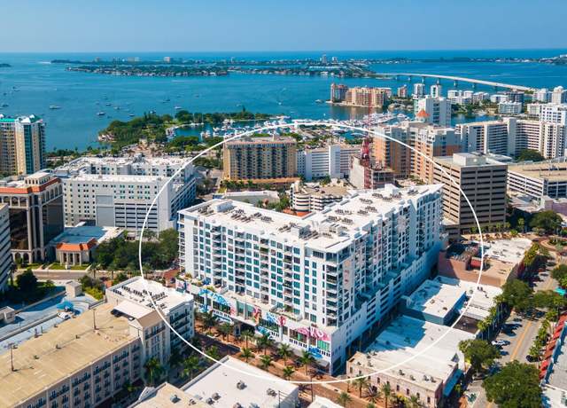 Property at 111 S Pineapple Ave #1009, Sarasota, FL 34236, 2 beds, 2.5 baths