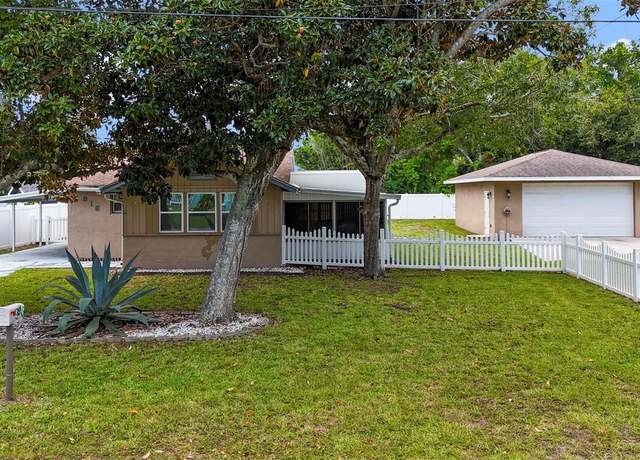 Property at 916 Fernald St, Edgewater, FL 32132, 2 beds, 2 baths