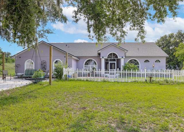 Property at 17901 Coralwood Ln, Groveland, FL 34736, 3 beds, 2 baths