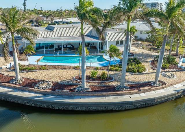 Property at 5576 Contento Dr, Sarasota, FL 34242, 3 beds, 2 baths