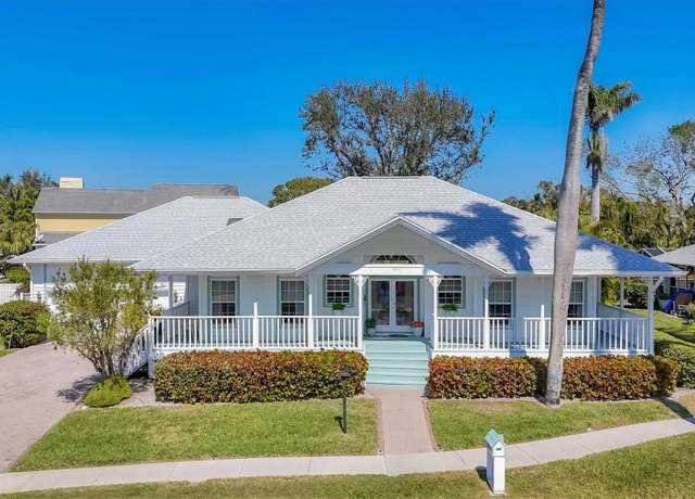 Property at 8012 18th Ave W, Bradenton, FL 34209, 3 beds, 2.5 baths