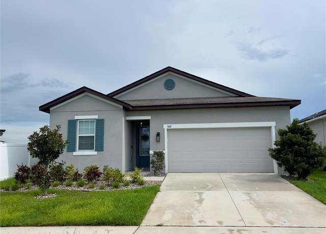 Property at 807 Spring Park Ln, Auburndale, FL 33823, 4 beds, 2 baths
