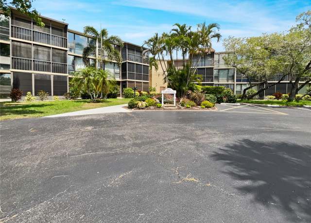 Property at 612 Bird Bay Dr S #113, Venice, FL 34285, 2 beds, 2 baths