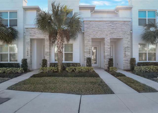 Property at 17442 Hidden Forest Dr, Clermont, FL 34714, 3 beds, 2.5 baths