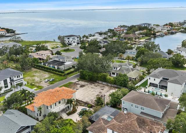 Property at 5029 W Dickens Ave, Tampa, FL 33629, 6 beds, 6.5 baths