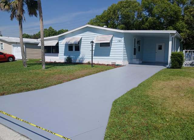 Property at 1507 E Schwartz Blvd, Lady Lake, FL 32159, 2 beds, 2 baths