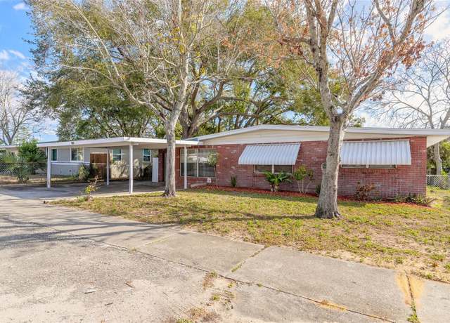 Property at 1117 Berkshire Rd, Daytona Beach, FL 32117, 3 beds, 1 bath
