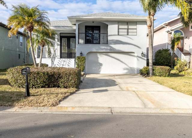 Property at 5925 Seaside Dr, New Port Richey, FL 34652, 4 beds, 3 baths