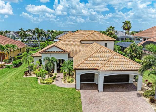 Property at 544 Fore Dr, Bradenton, FL 34208, 4 beds, 4 baths