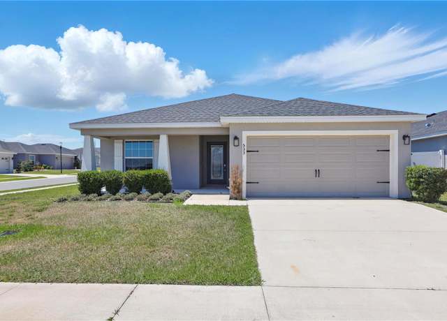 Property at 533 Valentina Ln, Auburndale, FL 33823, 4 beds, 2 baths