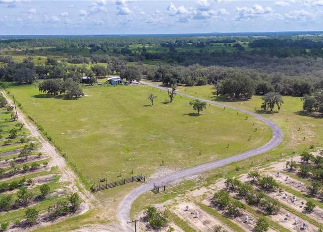 Property at 4900 J Jackson Rd, Fort Meade, FL 33841, 2 beds, 2 baths