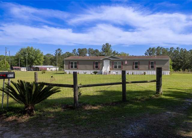 Property at 5430 SW 67th St, Lake Butler, FL 32054, 4 beds, 3 baths