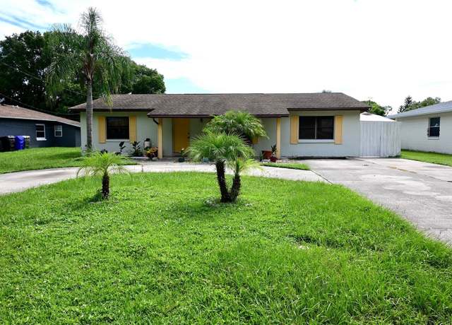Property at 615 N Forrest Ave, Kissimmee, FL 34741, 4 beds, 3 baths