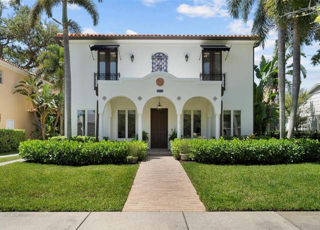 Property at 3212 W Fountain Blvd, Tampa, FL 33609, 4 beds, 4 baths