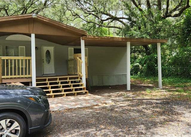 Property at 34949 Appaloosa Trl, Zephyrhills, FL 33541, 3 beds, 2 baths