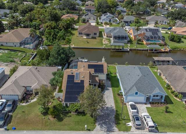 Property at 7 Clee Ct, Palm Coast, FL 32137, 3 beds, 3 baths